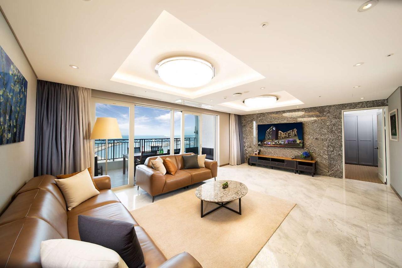 Hotel Whistlelark Jeju Esterno foto