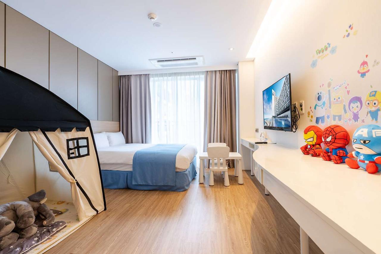 Hotel Whistlelark Jeju Esterno foto